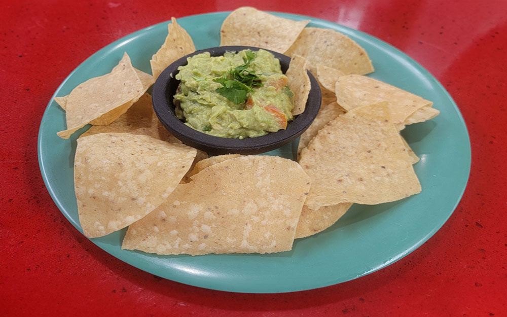 Guacamole y Totopos